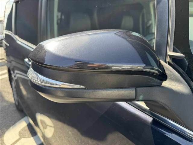 TOYOTA ESQUIRE HYBRID 2015 Image 31