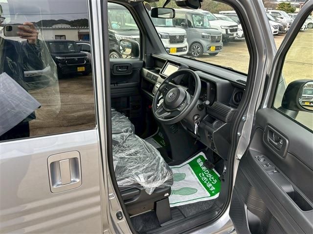 HONDA N-VAN 2025 Image 31