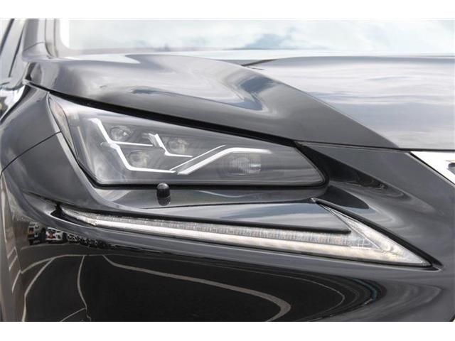 TOYOTA LEXUS NX300H 2017 Image 31