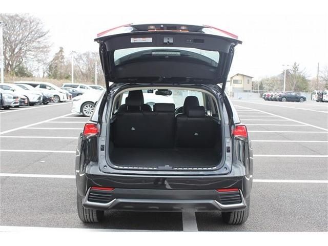 TOYOTA LEXUS NX300H 2017 Image 31