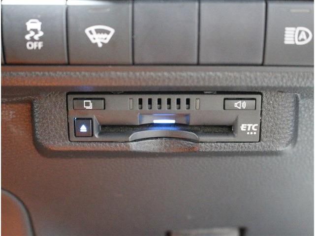 TOYOTA COROLLA TOURING HYBR 2021 Image 31