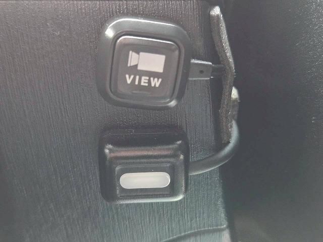 TOYOTA PRIUS ALPHA 2015 Image 31