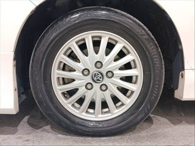 TOYOTA NOAH HYBRID 2015 Image 31