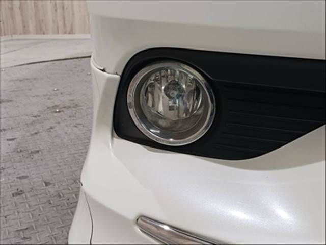 TOYOTA NOAH HYBRID 2015 Image 31