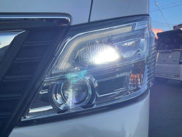 NISSAN NV350 CARAVAN 2018 Image 31