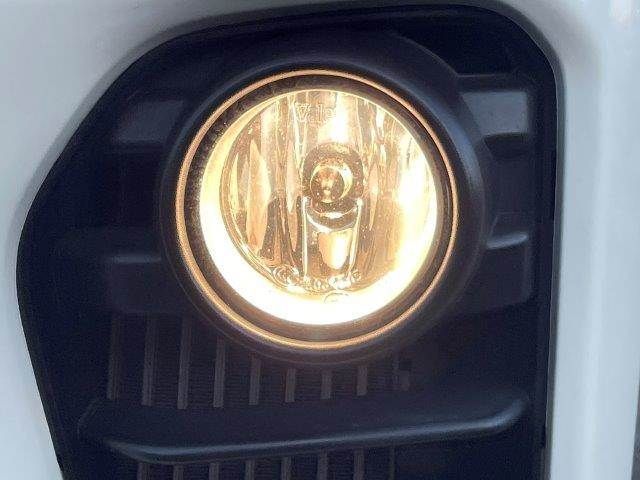 NISSAN NV350 CARAVAN 2018 Image 31