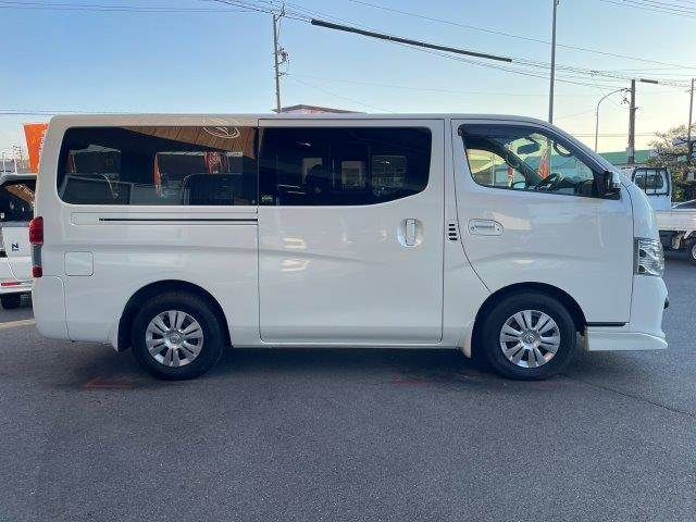 NISSAN NV350 CARAVAN 2018 Image 31
