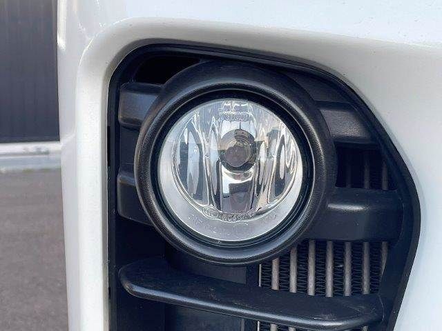 NISSAN NV350 CARAVAN 2018 Image 31