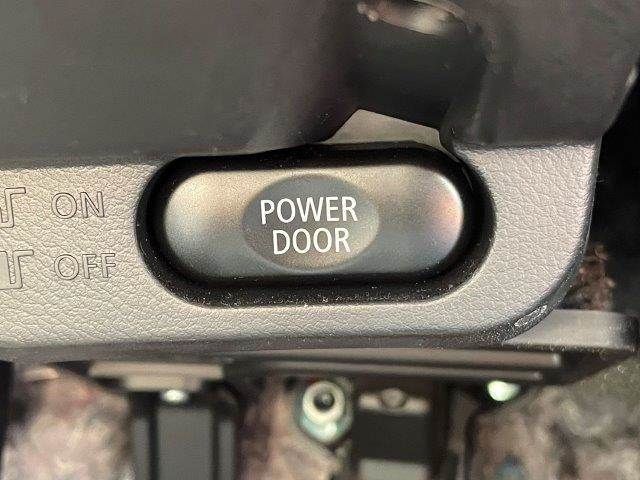 MITSUBISHI DELICA D:5 4WD 2017 Image 31