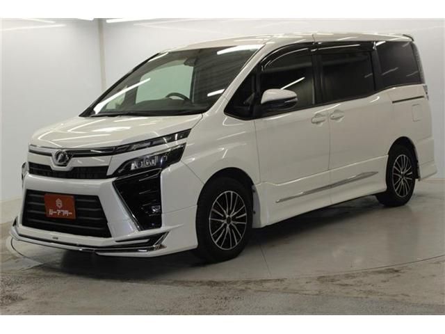 TOYOTA VOXY 2017 Image 31