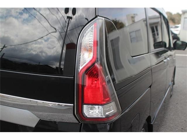 NISSAN SERENA  S-HYBRID 2017 Image 31