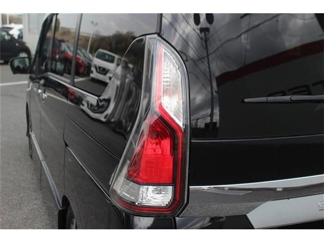 NISSAN SERENA  S-HYBRID 2017 Image 31