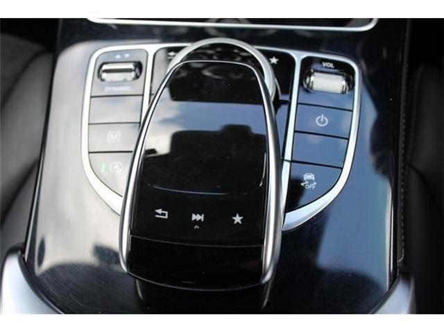 MERCEDES BENZ GLC CL 2018 Image 31