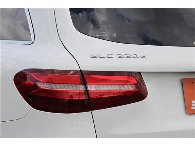 MERCEDES BENZ GLC CL 2018 Image 31