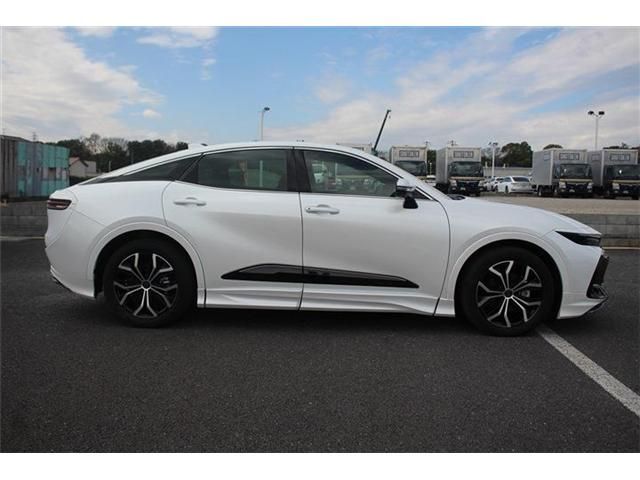 TOYOTA CROWN CROSSOVER 2022 Image 31