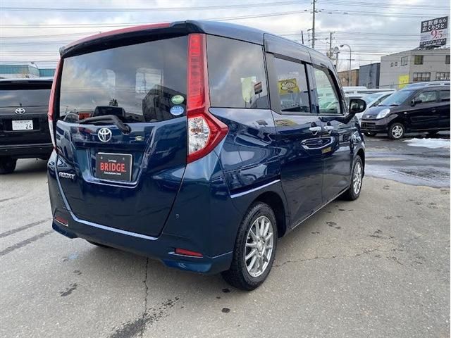 TOYOTA ROOMY 4WD 2017 Image 31