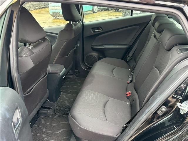TOYOTA PRIUS 2019 Image 31