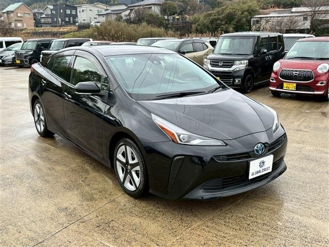TOYOTA PRIUS 2019 Image 31