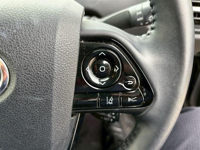 TOYOTA PRIUS 2019 Image 31