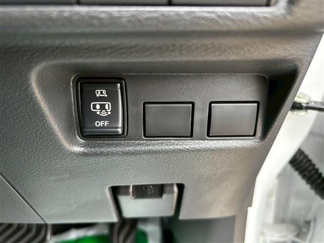 NISSAN ROOX 2024 Image 31