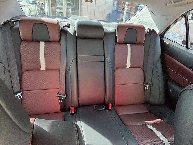 TOYOTA CROWN SEDAN HYBRID 2015 Image 31