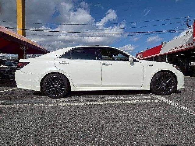 TOYOTA CROWN SEDAN HYBRID 2015 Image 31