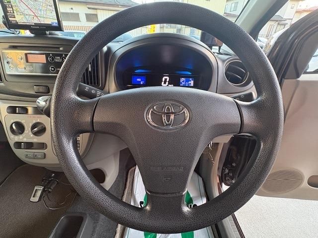 TOYOTA PIXIS EPOCH 2016 Image 31