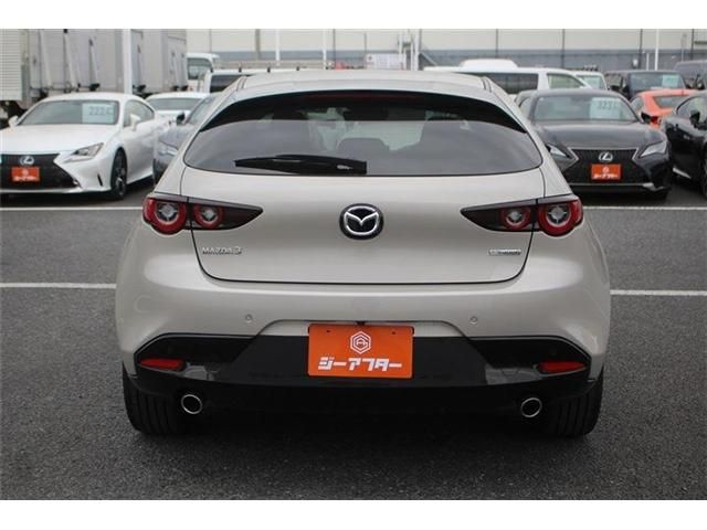 MAZDA 3 FASTBACK 2023 Image 31