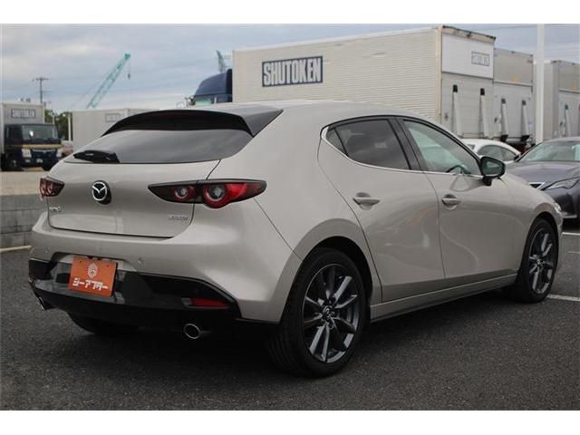 MAZDA 3 FASTBACK 2023 Image 31