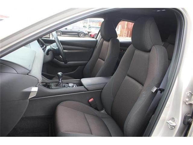 MAZDA 3 FASTBACK 2023 Image 31