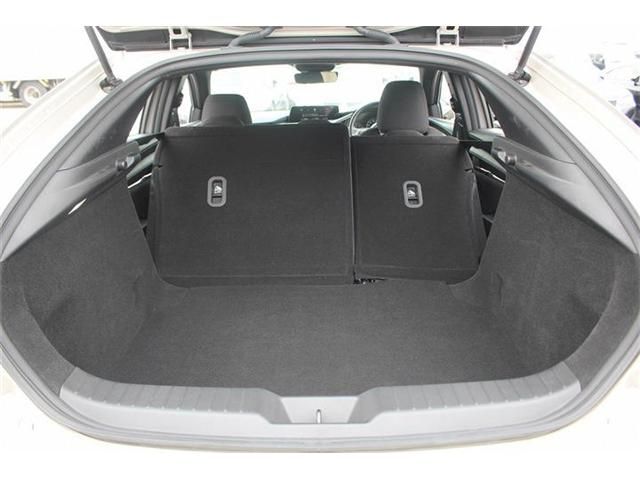 MAZDA 3 FASTBACK 2023 Image 31