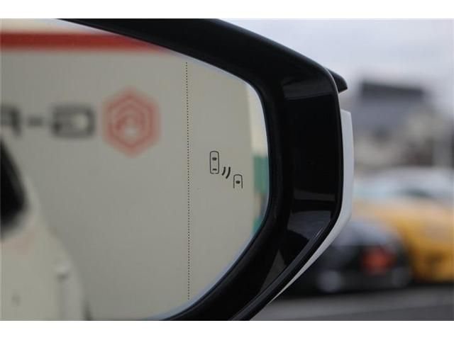 TOYOTA LEXUS UX300E 2021 Image 31