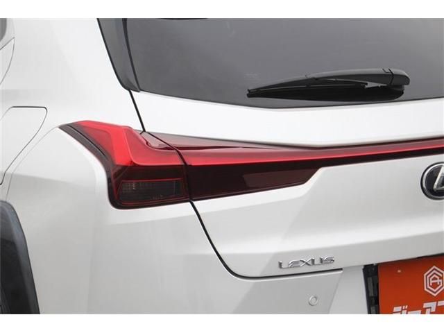 TOYOTA LEXUS UX300E 2021 Image 31