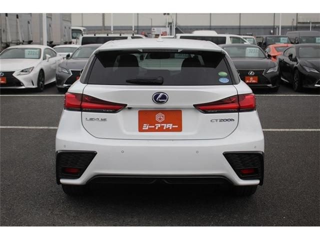 TOYOTA LEXUS CT200H 2017 Image 31