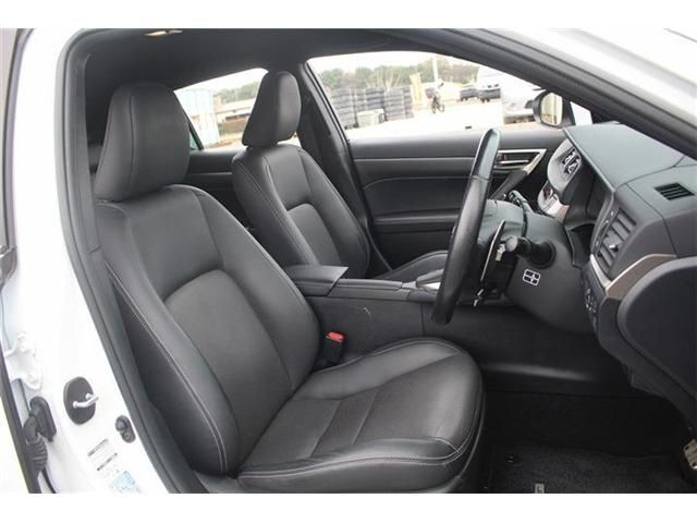 TOYOTA LEXUS CT200H 2017 Image 31