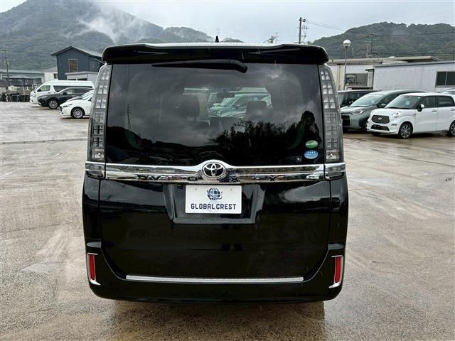 TOYOTA VOXY 2015 Image 31