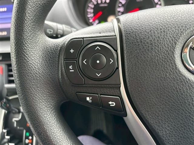 TOYOTA VOXY 2015 Image 31