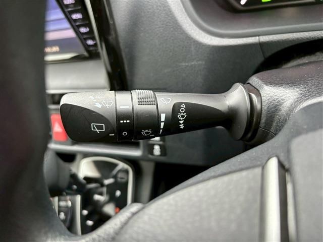 TOYOTA VOXY 2015 Image 31