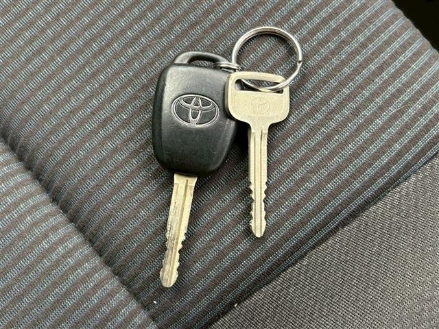 TOYOTA VOXY 2015 Image 31