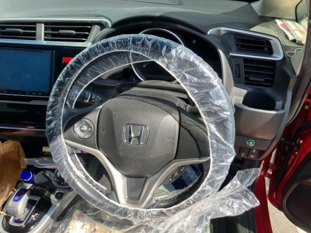 HONDA FIT HYBRID 2016 Image 31