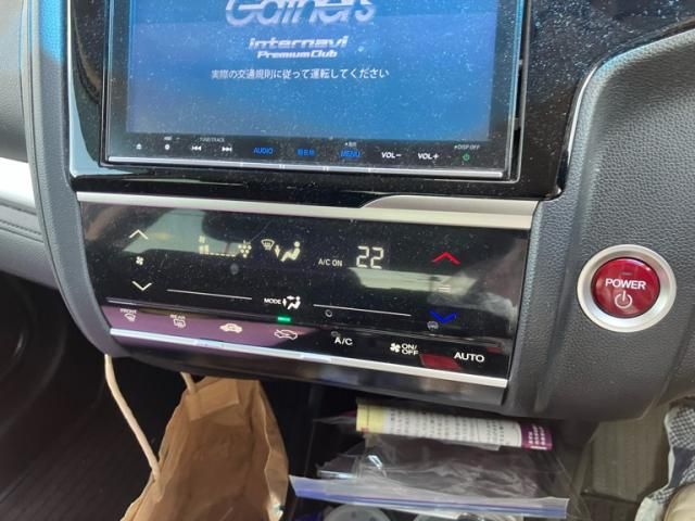 HONDA FIT HYBRID 2016 Image 31