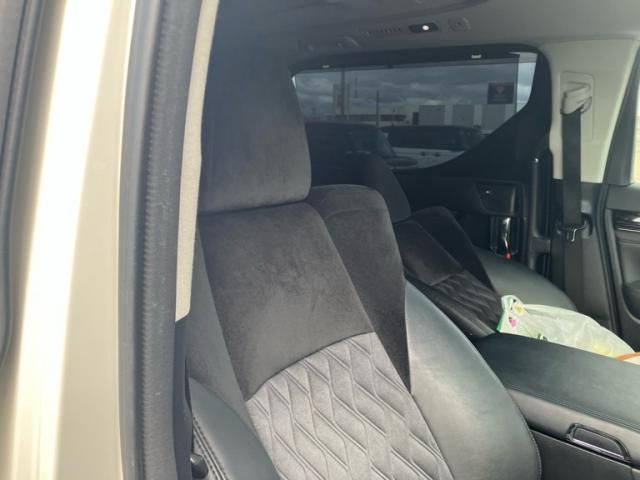 TOYOTA VELLFIRE  HYBRID 4WD 2015 Image 31