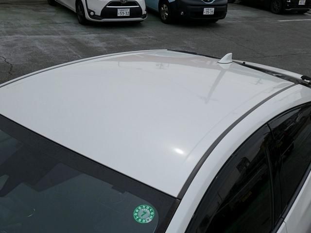 TOYOTA PRIUS 2017 Image 31