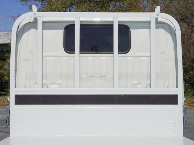 HINO DUTRO 2024 Image 31