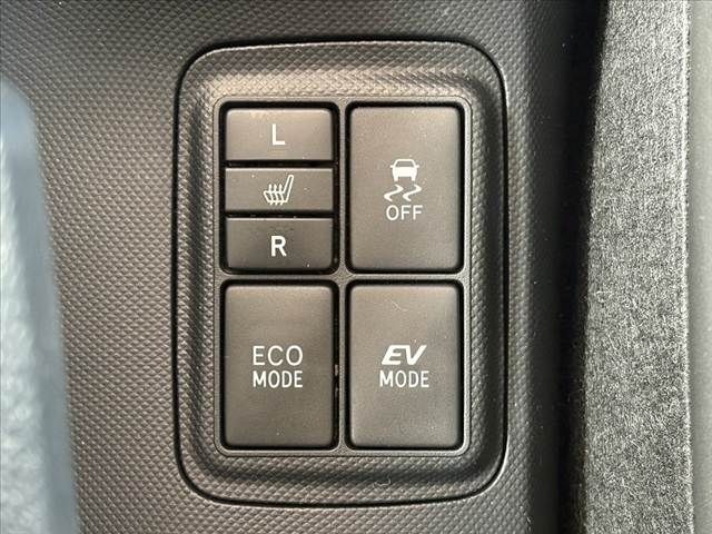 TOYOTA AQUA 2015 Image 31