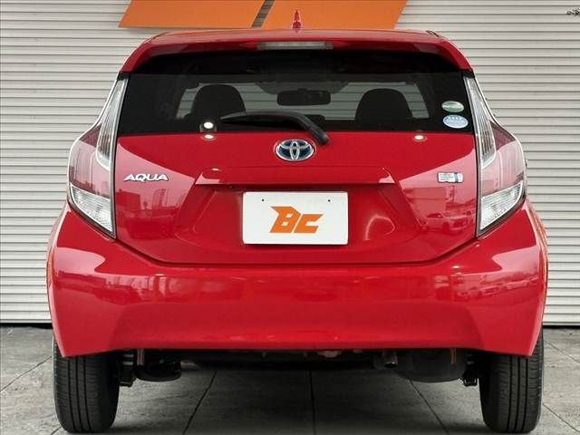 TOYOTA AQUA 2015 Image 31