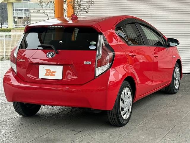 TOYOTA AQUA 2015 Image 31
