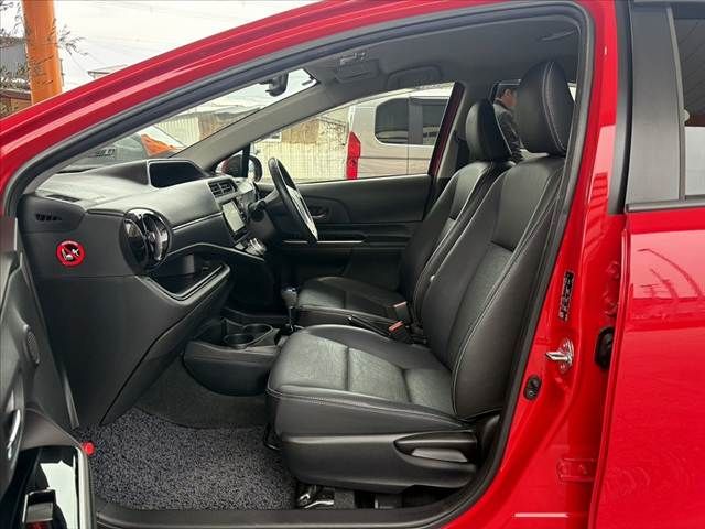 TOYOTA AQUA 2015 Image 31