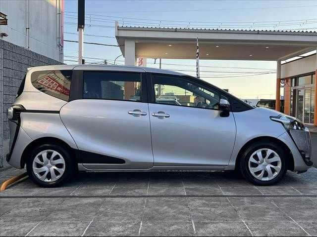 TOYOTA SIENTA 2017 Image 31