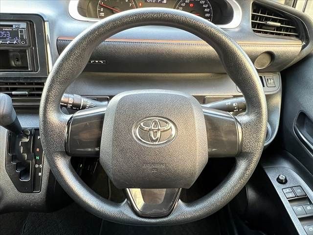 TOYOTA SIENTA 2017 Image 31